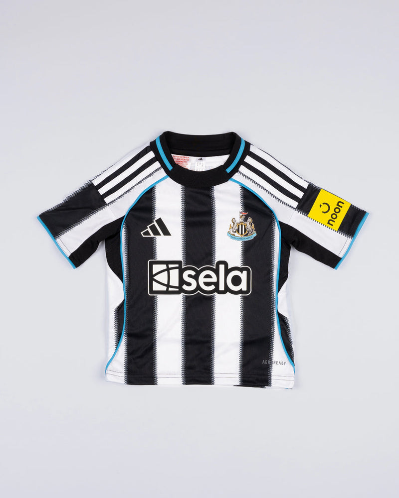 Kids kit Newcastle United Home 25/26 - With Socks