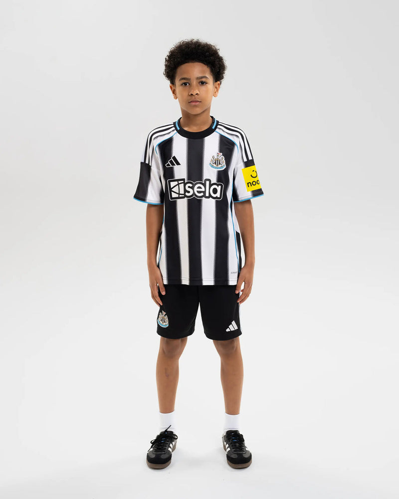Kids kit Newcastle United Home 25/26