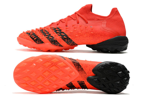 Football boots Société Predator Freak .1 Red - Low
