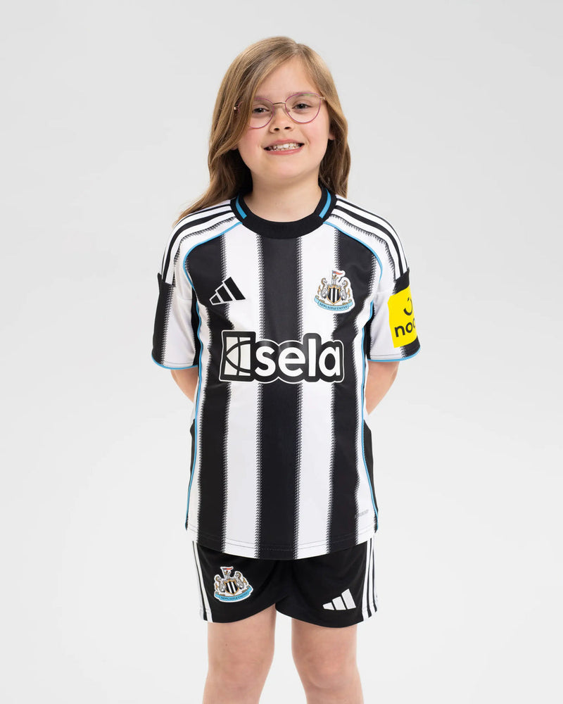 Kids kit Newcastle United Home 25/26